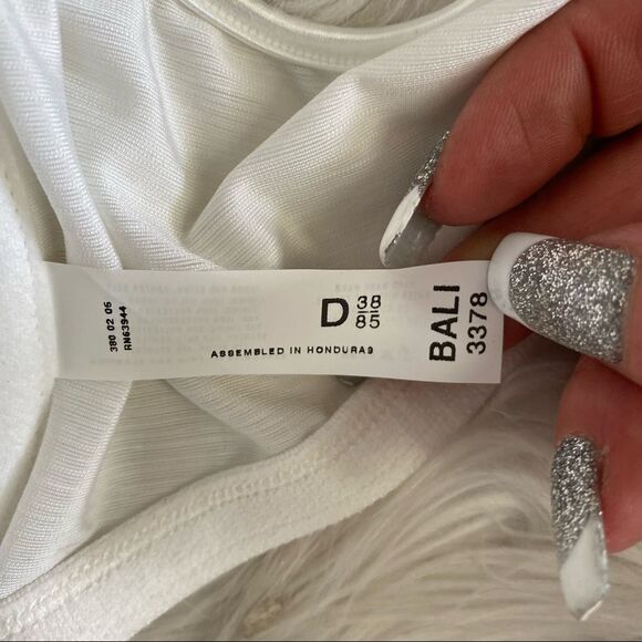 NEW Bali style # 3378 White Seductive curves front close seamless bra 38D - Picture 10 of 10